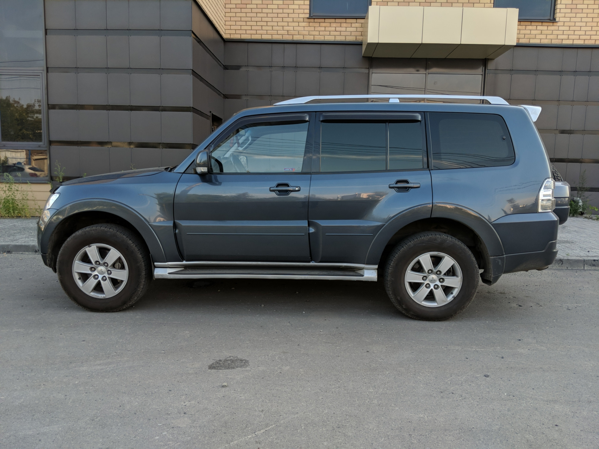 Паджеро монтеро 3. Pajero 3.8. Mitsubishi Pajero IV 2006. Pajero 4 2006. Мицубиси Паджеро 4 2006 года.