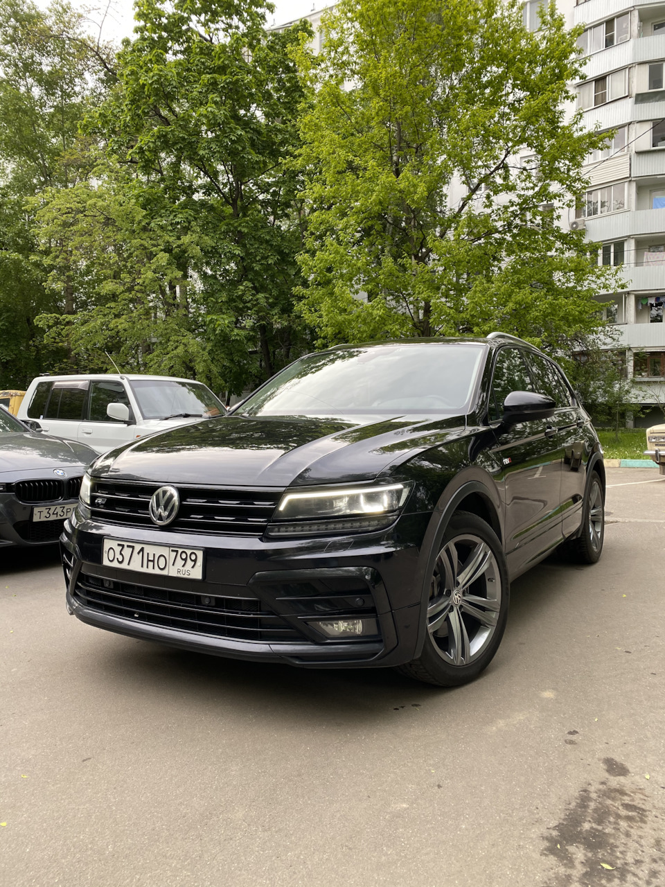 Tiguan 2 антихром. Volkswagen Tiguan антихром. Tiguan Sportline антихром. Антихром Тигуан 2 черный.