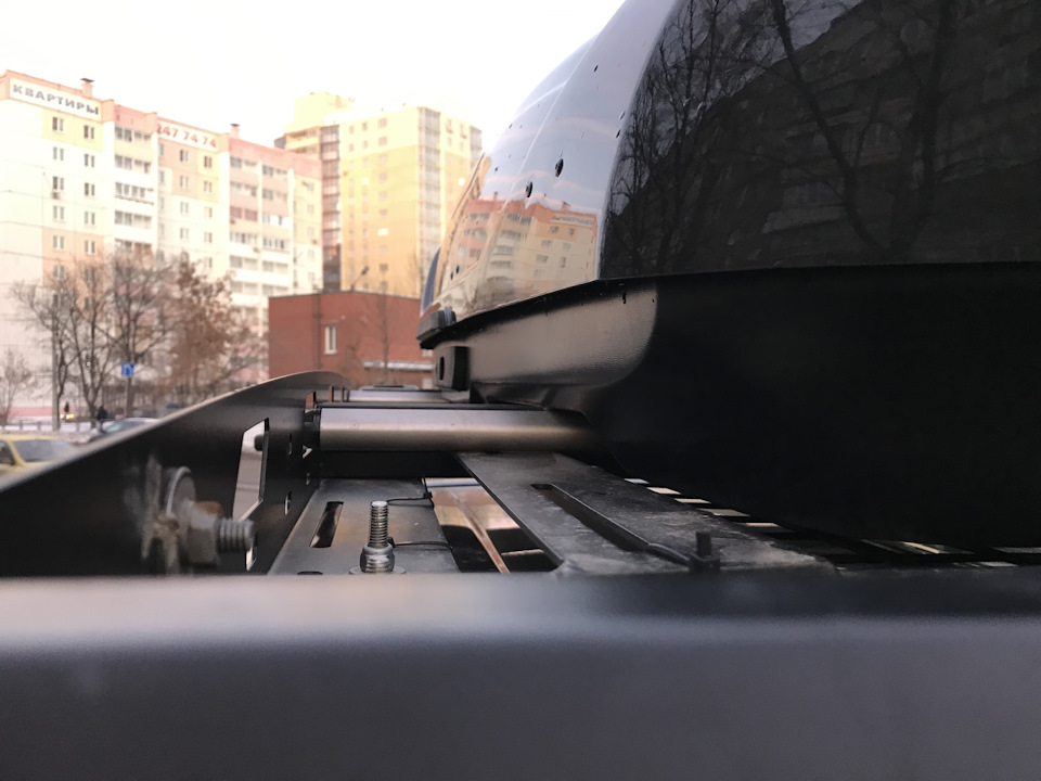 YUAAAgP3bOA 960 бокс на крышу ленд крузер 200