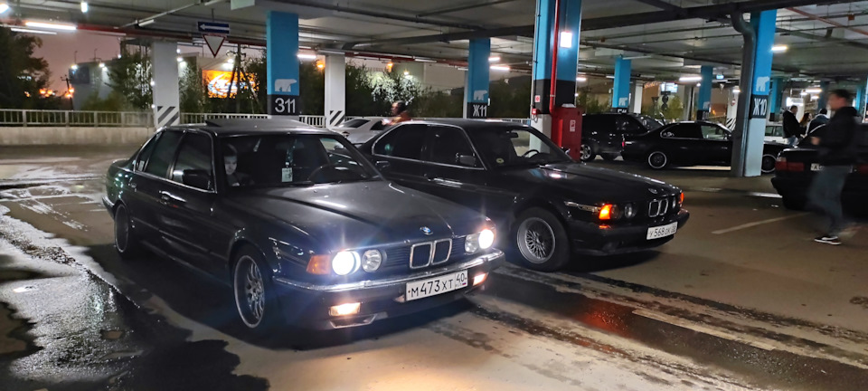 Фото в бортжурнале BMW 7 series (E32)