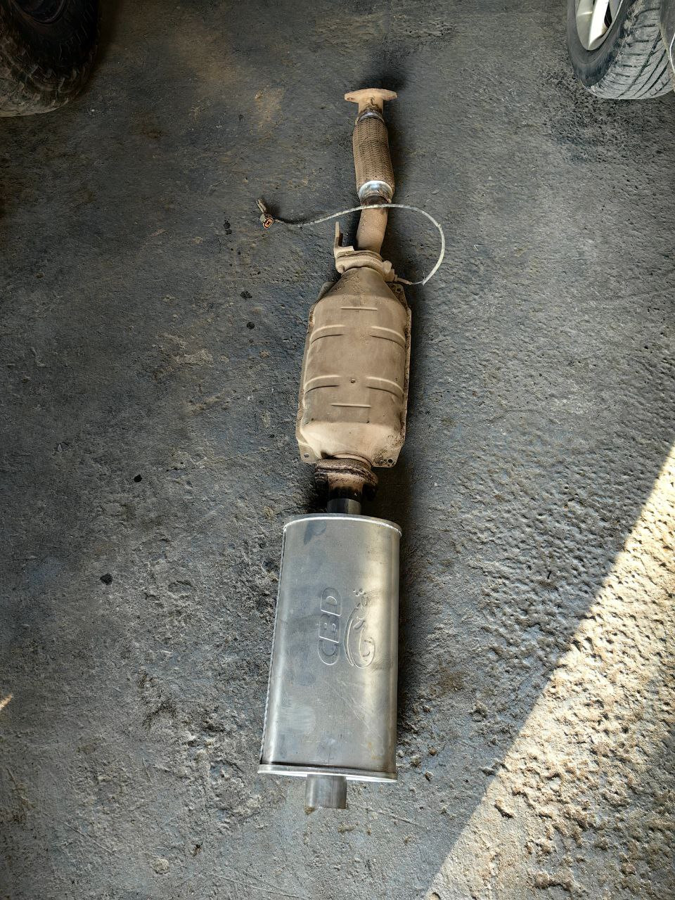 выхлоп начало — Mitsubishi Pajero iO