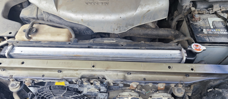 . — Lexus GX (UZJ120)