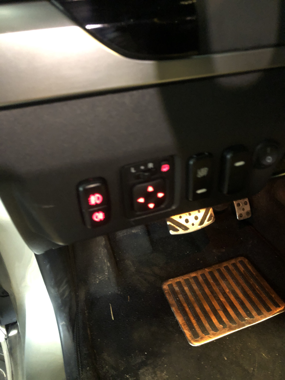 Фото в бортжурнале Mitsubishi Pajero (4G)