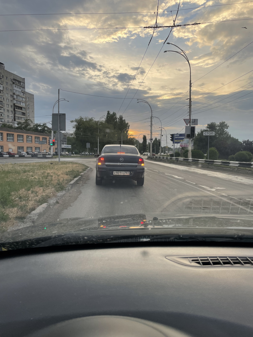 Загнуло клапана 🤦‍♀️😬ремонт гбц или как мы встряли на полтос на ровном  месте 😁 — Opel Astra H, 1,6 л, 2008 года | поломка | DRIVE2