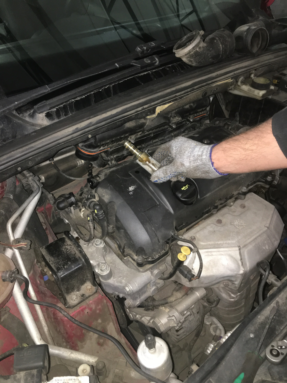 Замена электромагнитного клапана газораспределительного механизма — Sto ...