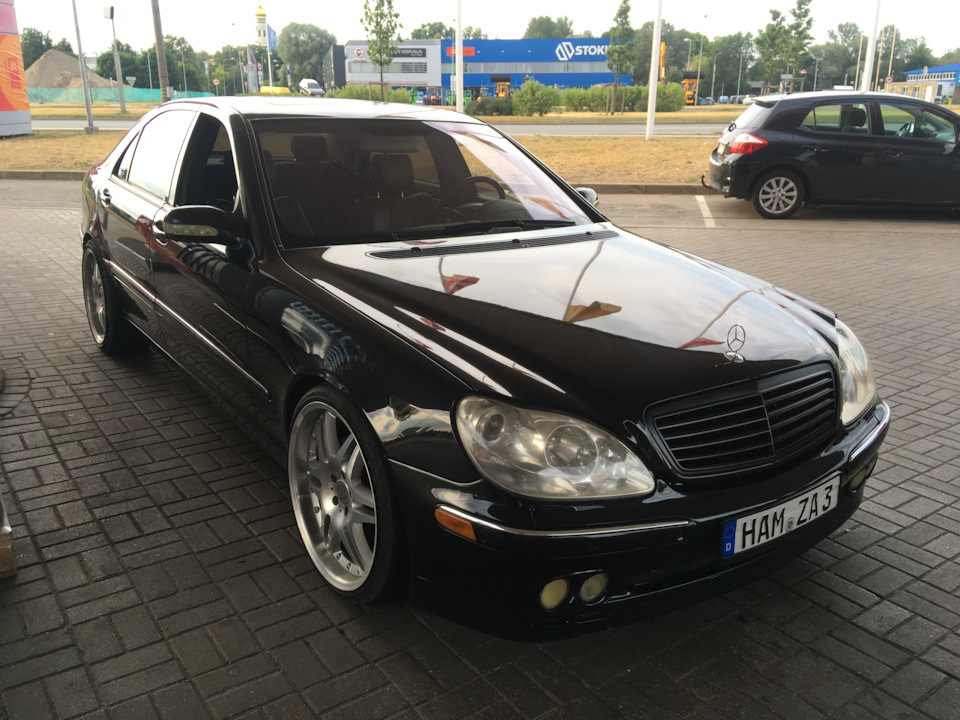 Фото в бортжурнале Mercedes-Benz S-Class (W220)