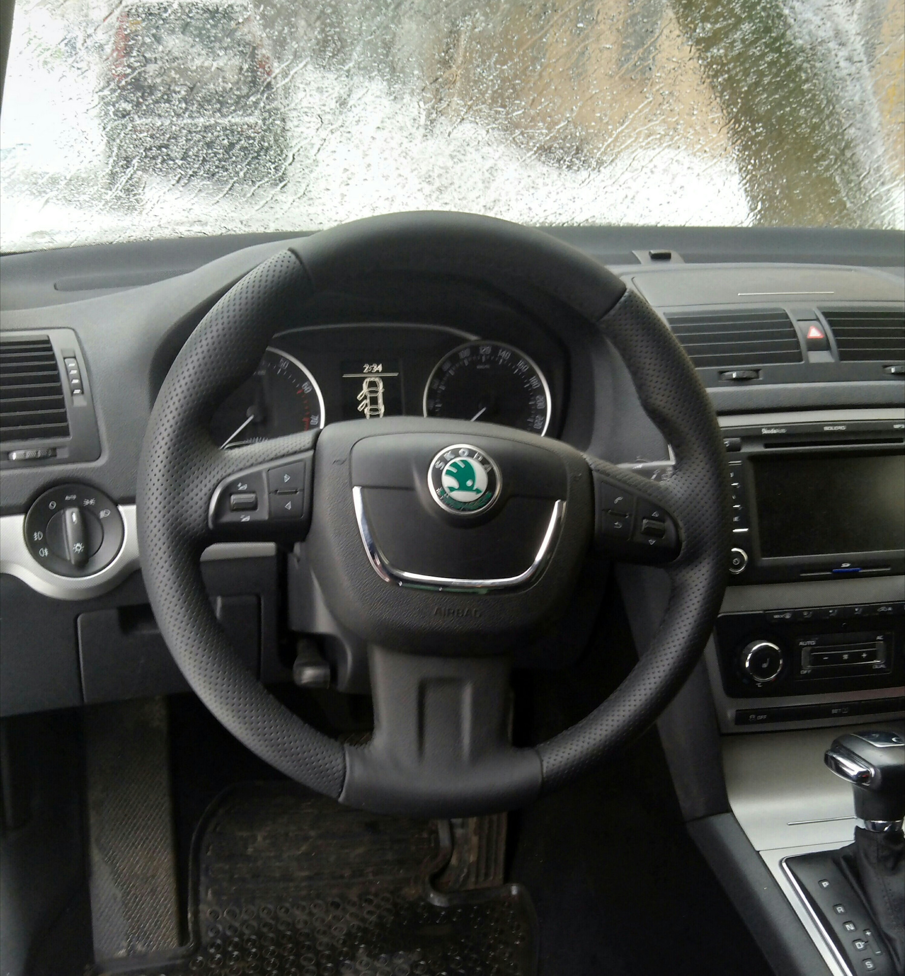 Установка — done! — Skoda Octavia A5 Mk2, 1,8 л, 2012 года | аксессуары ...