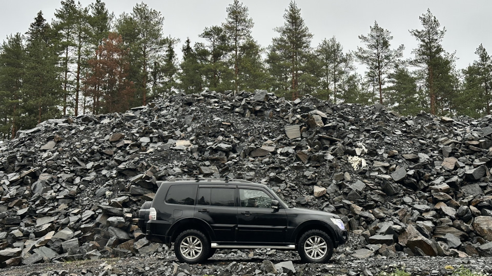 Mitsubishi Pajero Hirvi Traveler 🫎