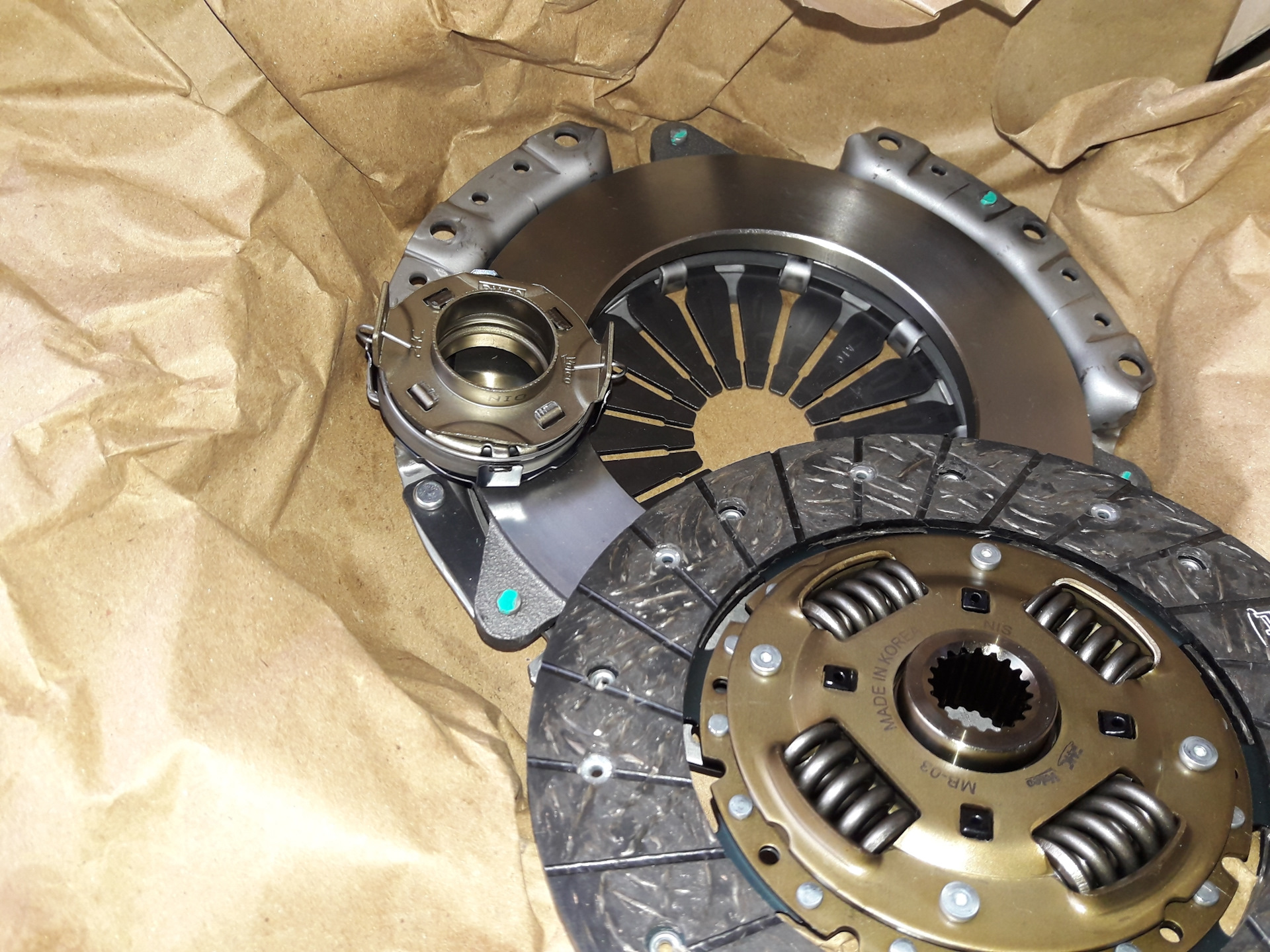 Комплект сцепления byd f3. Комплект сцепления byd f3. Втулка сцепления byd f3. Сцепление byd. Japan cars f28002jc диск сцепления на byd flyer.