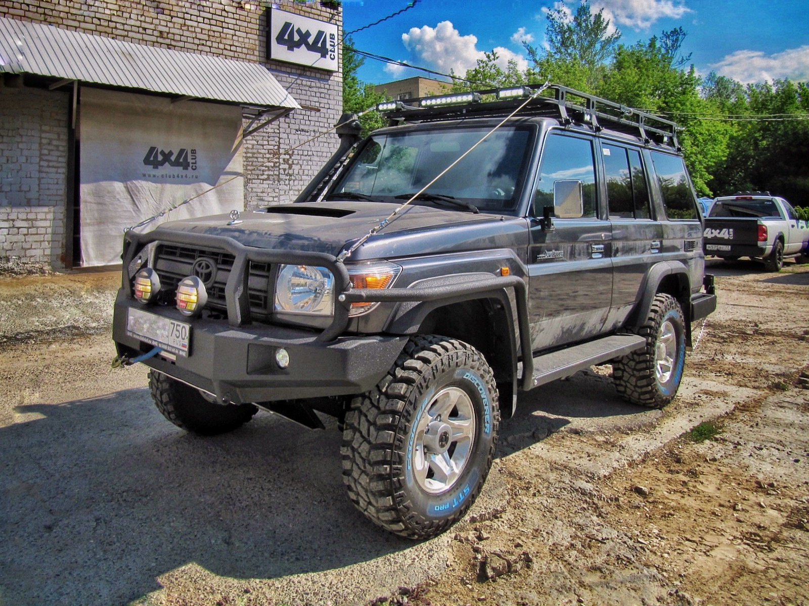 Toyota land cruiser 76. Toyota Land Cruiser 76 ARB. Toyota Land Cruiser 76 тюнинг. Toyota Land Cruiser 76 2020.