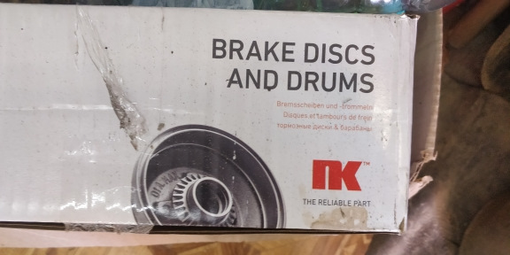 Смена тормозных колодок и тормозных дисков. — Audi A3 Sedan (8V), 1,4 л ...