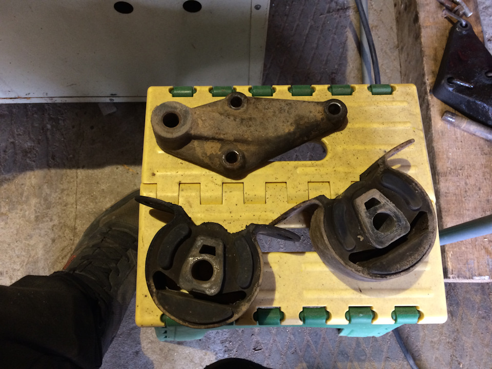 Сим мазда кузовной ремонт - фото