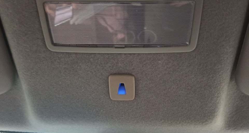 Для чего нужен Синий диод в люстре Mazda — Mazda Verisa, 1,5 л, 2014 ...