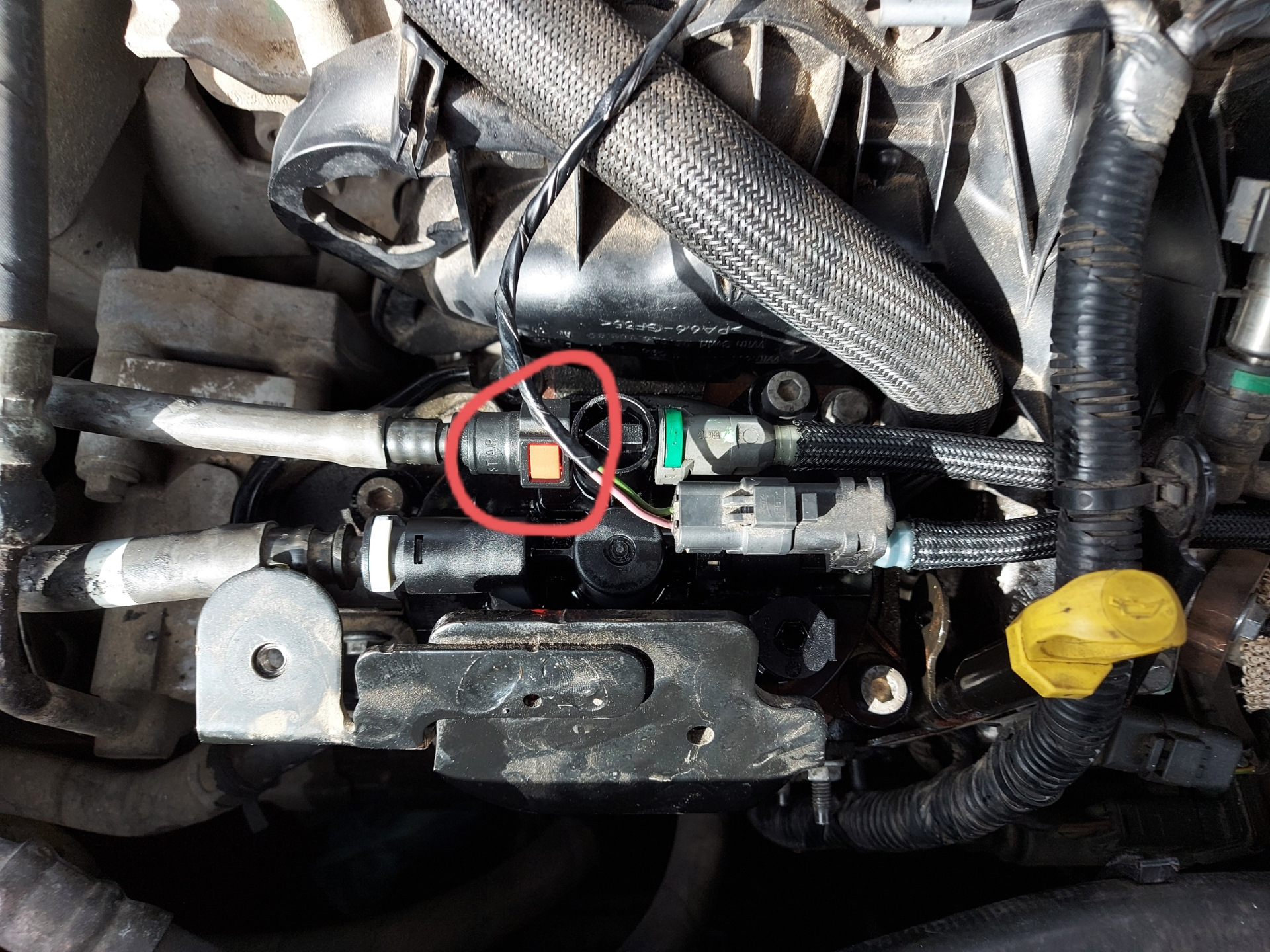 Замена топливного фильтра и масла АКПП — Land Rover Freelander 2, 2,2 л ...