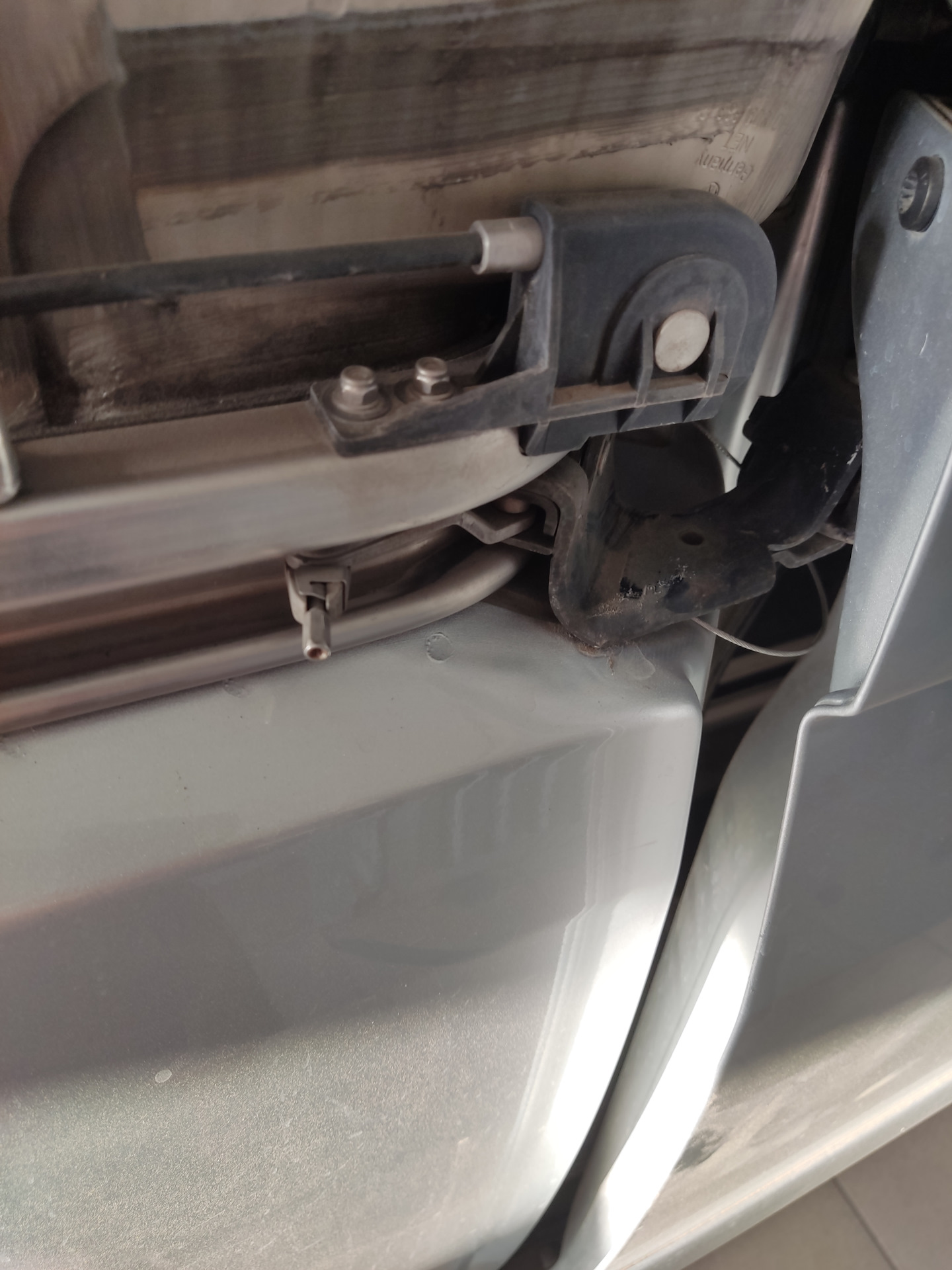 Ремонт сдвижной двери — Volkswagen Multivan (T5), 3,2 л, 2007 года ...