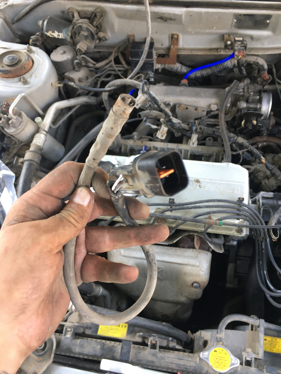 Чистка форсунок и Wi-fi лямбда-зонд — Mitsubishi Lancer VI, 1,3 л, 1996 ...