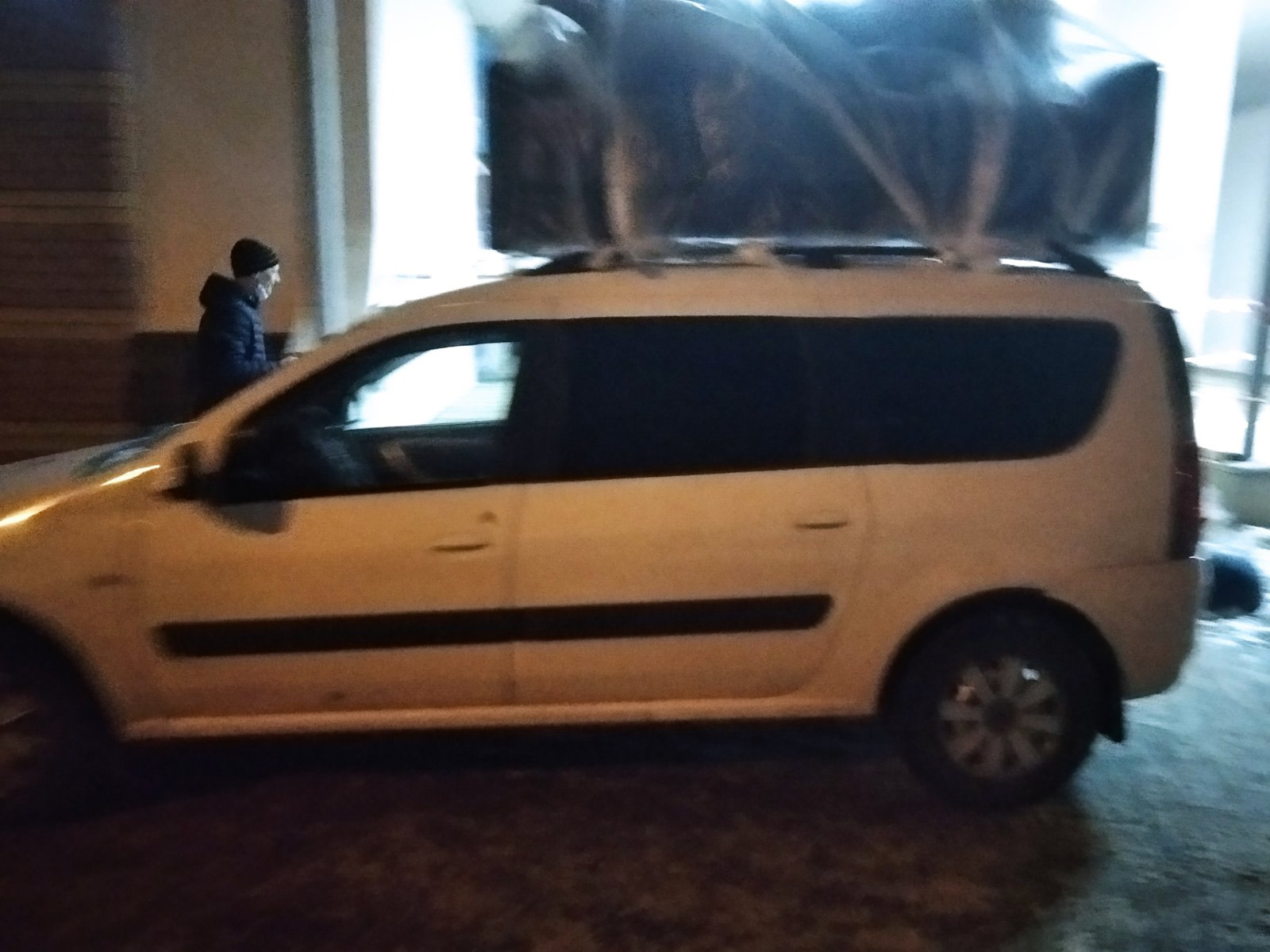 01. Грузоперевозки (диван-книжка) — Lada Ларгус, 1,6 л, 2013 года ...