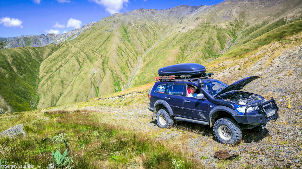 Приходится останавливаться и остужаться. — Mitsubishi Pajero Sport (2G)