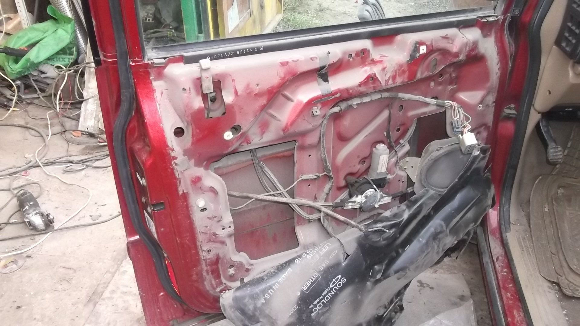 Как снять обшивку додж караван 31.10.18 Замена привода водительского окна. - Dodge Caravan III, 3,3 л, 1999 год