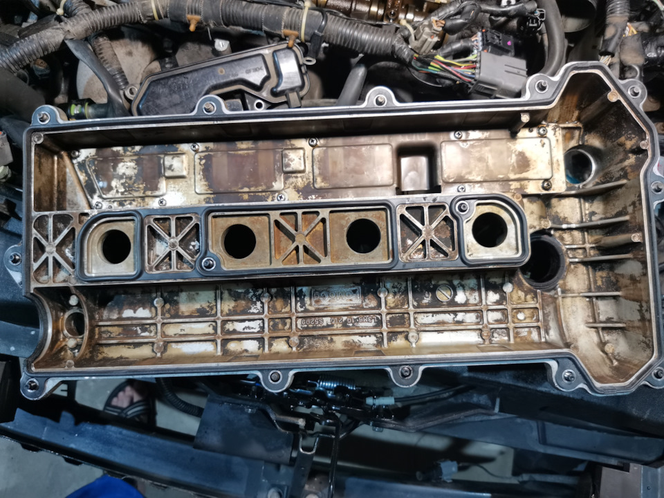 Как снять клапанную крышку мазда Замена прокладки клапанной крышки - Mazda 3 MPS (1G), 2,3 л, 2007 года своими ру