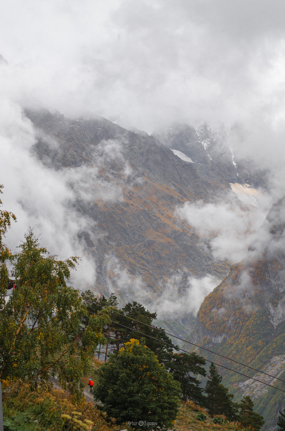 Yb8IqkBHTW yL8mZdpQRvP2j4hw 960 дождь в домбае что делать