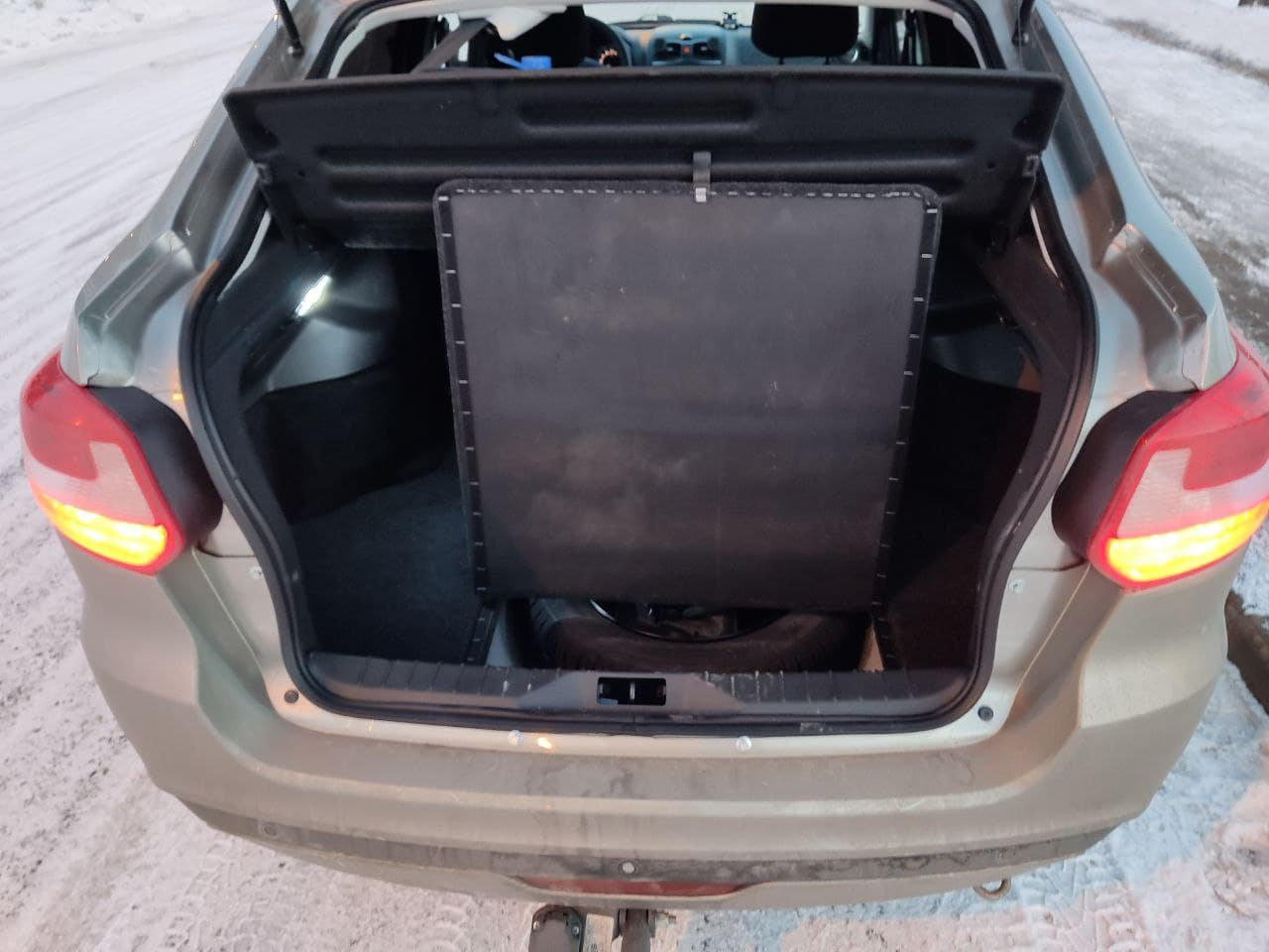 Удобный пол в багажник — Lada Гранта Лифтбек (2G), 1,6 л, 2021 года ...