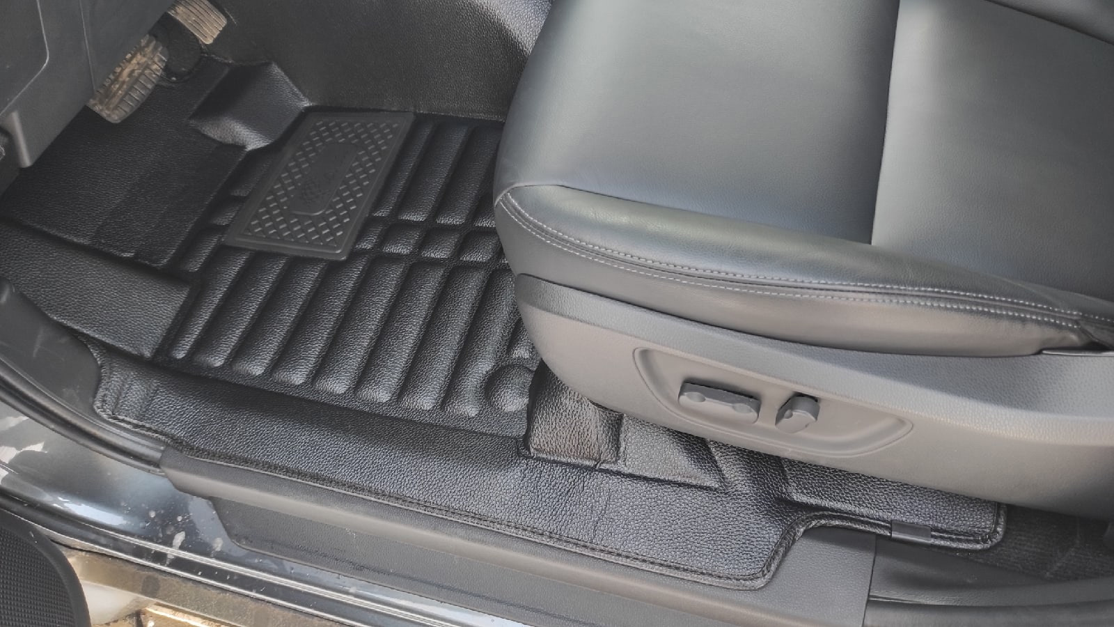 Коврики Laji — Mitsubishi Pajero Sport (3G), 2,4 л, 2021 года ...