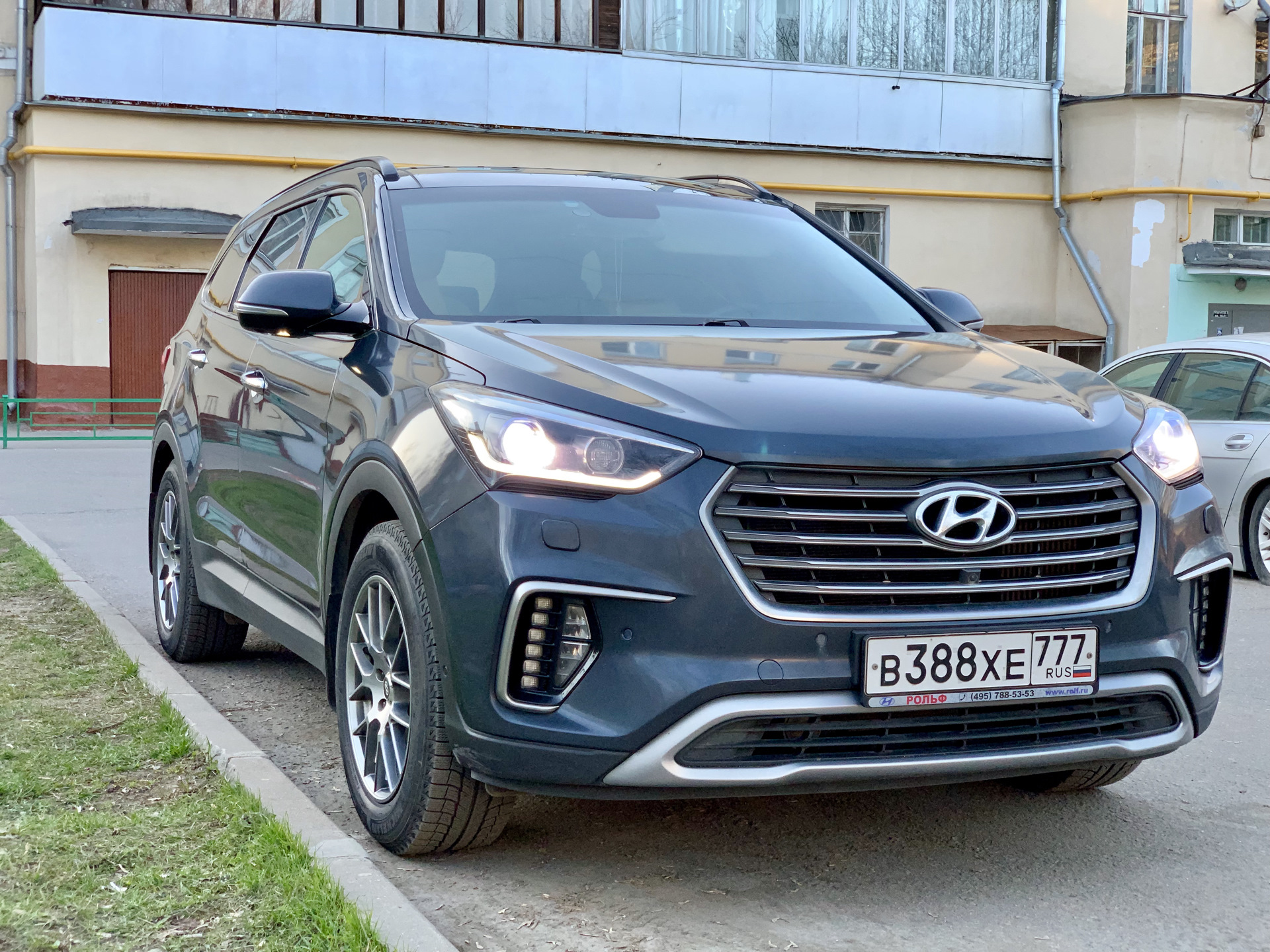 Гранд санта фе. Hyundai Grand Santa Fe. Хендай Grand Santa Fe. Hyundai Grand Santa Fe 2017. Hyundai Grand Santa Fe 3.