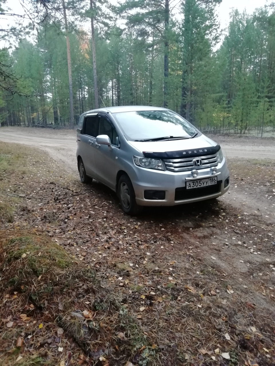 Пришло время поменять. Шаровые опоры(555) — Honda Freed Spike, 1,5 л, 2010  года | расходники | DRIVE2