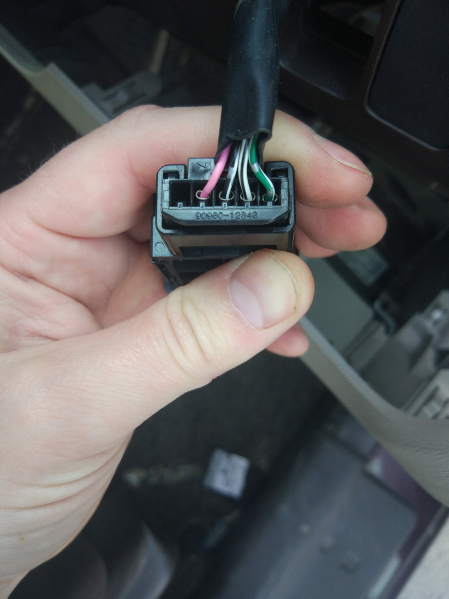 Temp start как отключить. Отключение старт стоп honda. какие контакты замкнуть для отключение старт стоп на ниссане. как отключить систему старт стоп на тойоте харриер.