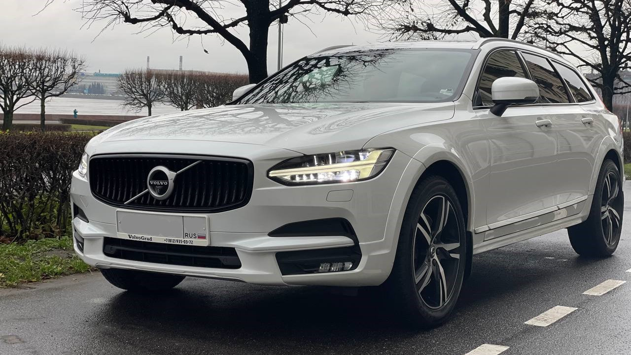 Volvo V90 Cross Country 2.0 бензиновый 2018 | Белая жемчужина на DRIVE2