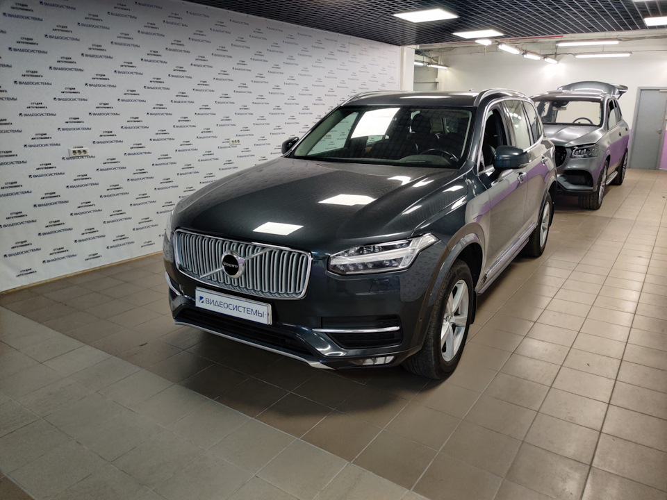 VOLVO XC90, Яндекс Навигатор и другие приложения на штатном мониторе ...