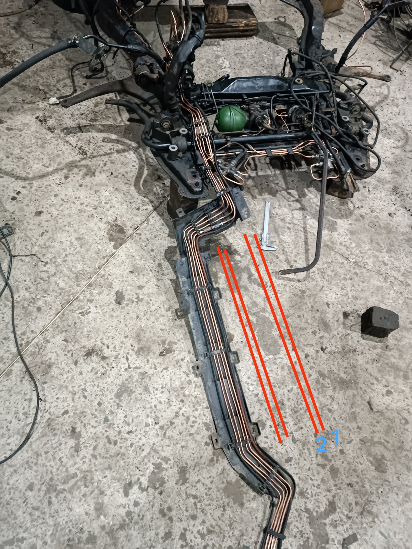 Замена магистральных гидро-трубок — Citroen XM, 2,5 л, 1999 года ...