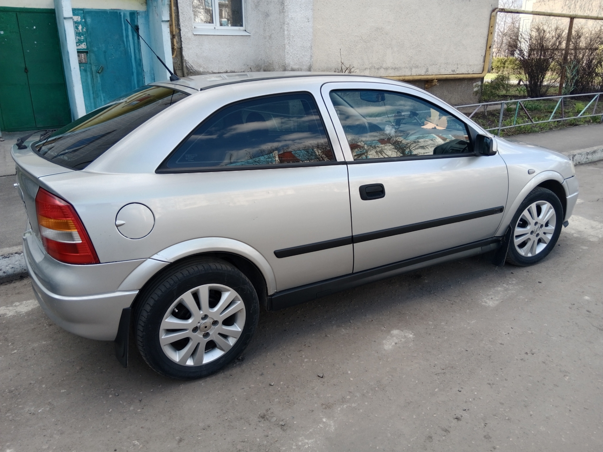 Opel Astra 1999 С…СЌС‚С‡Р±РµРє