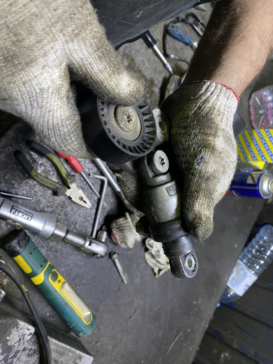 Свист и треск при резком наборе оборотов — Mazda CX-5 (1G), 2 л, 2014 ...