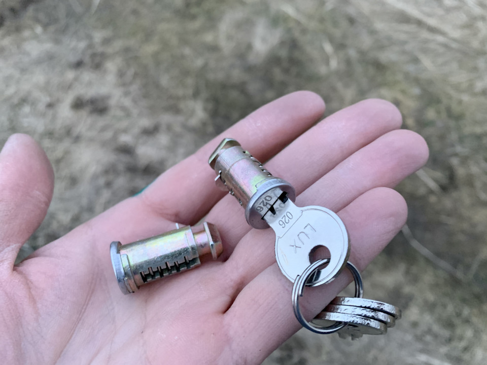 Багажник на крышу автомобиля хрей