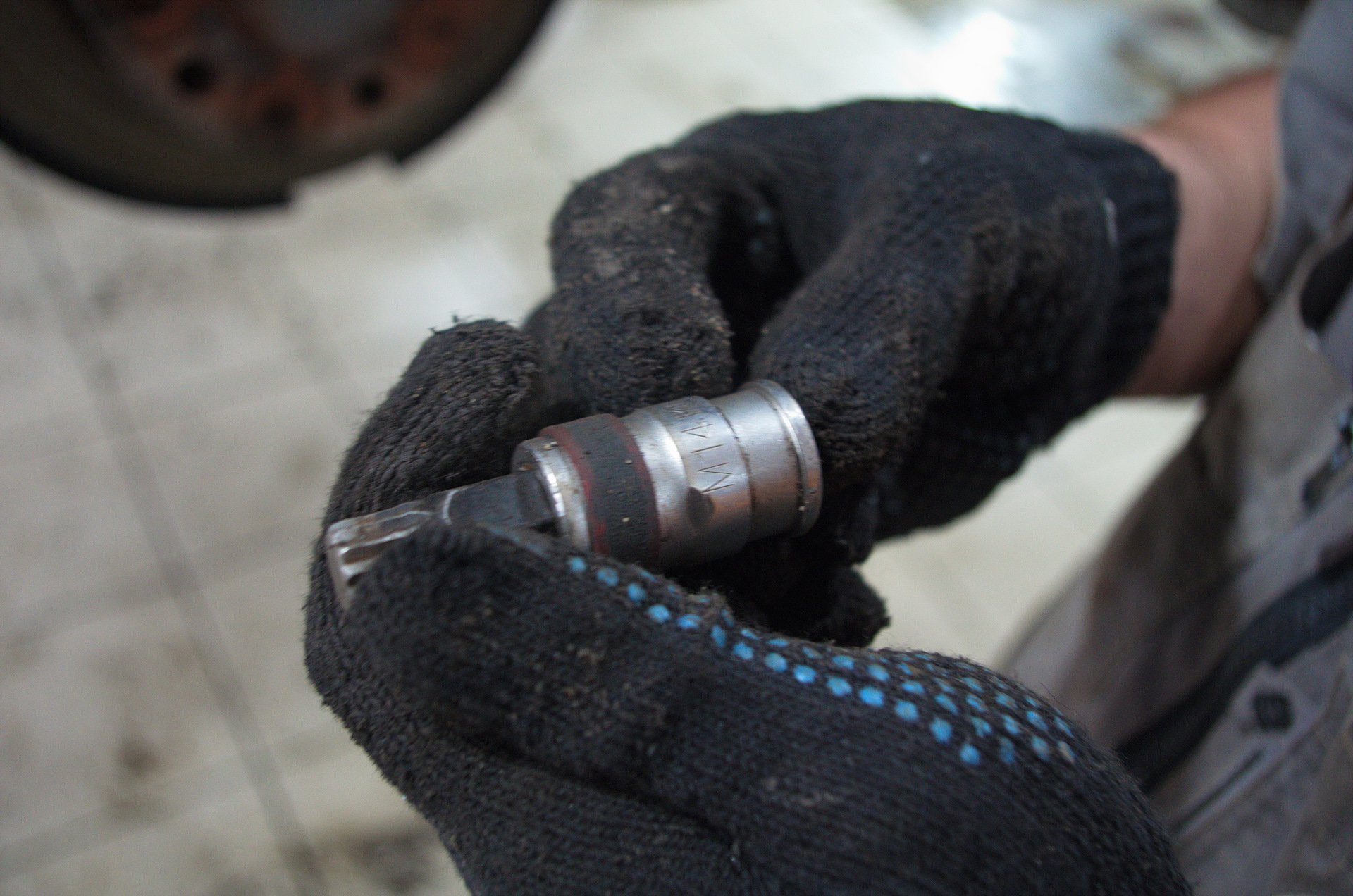 Как правильно менять заднюю ступицу на Skoda Octavia A7 — ACDelco на DRIVE2