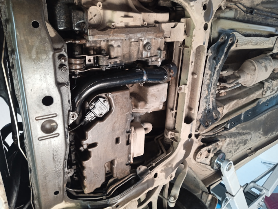 Нагнетающий шланг ГУР — Volvo XC90 (1G), 2,4 л, 2008 года | поломка ...