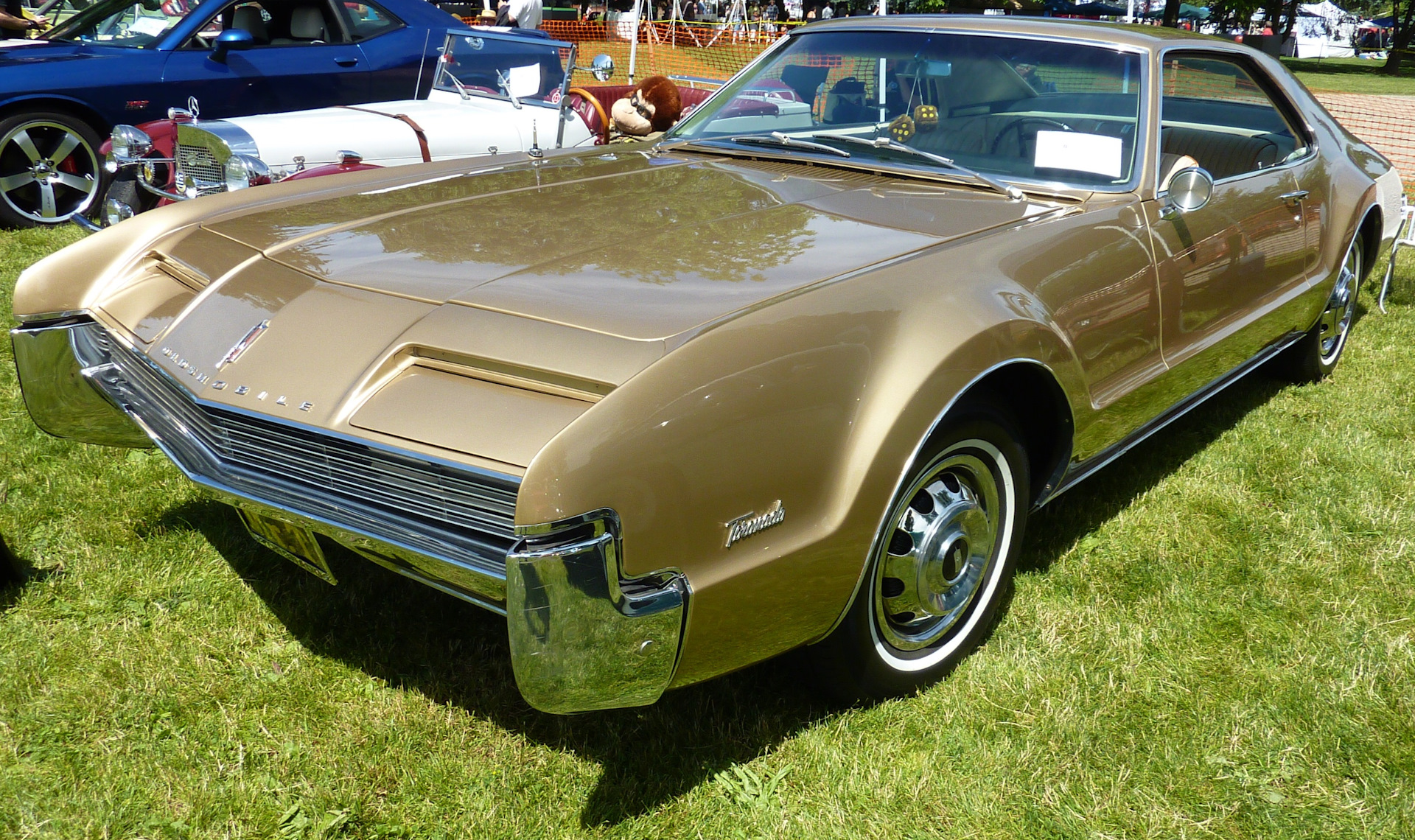 Other car. Oldsmobile Toronado gt 1966. Oldsmobile Toronado 1966 шестиколесный. Oldsmobile Toronado 1966 Tuning. Forza Oldsmobile Toronado.