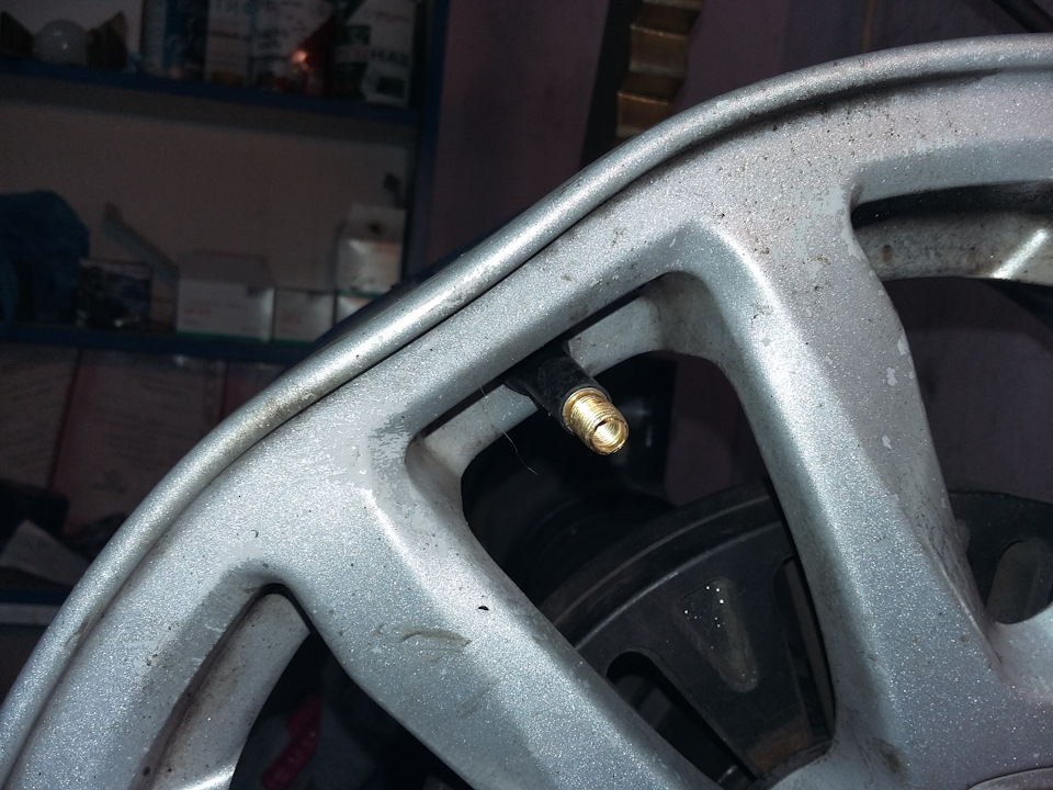 Правка диска — Lada Приора седан, 1,6 л, 2008 года | визит на сервис ...