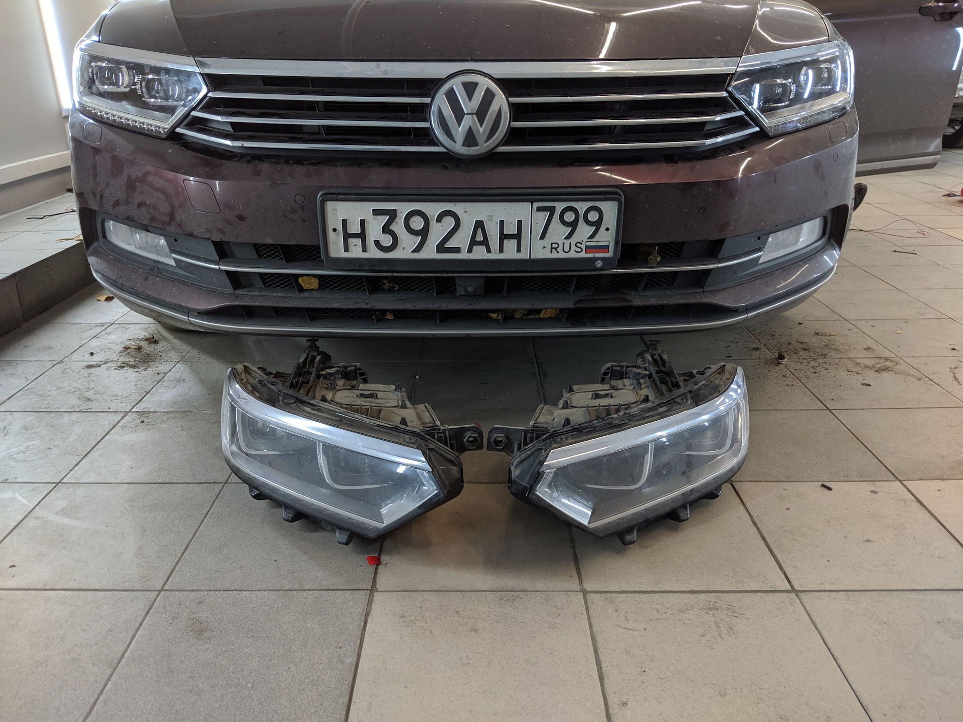 Установка фар Full Led — Volkswagen Passat B8, 2 л, 2017 года | своими  руками | DRIVE2