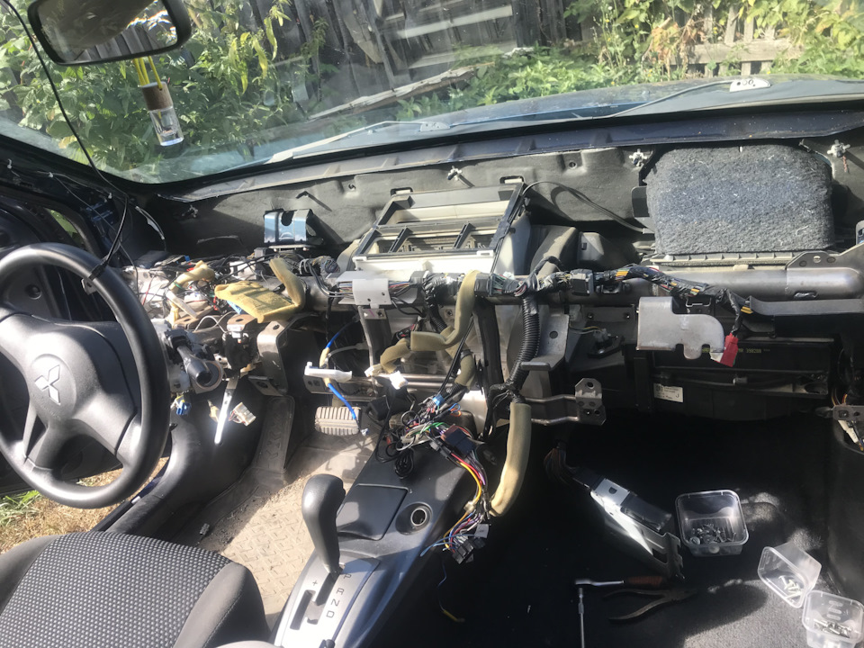 Замена радиатора печки Lancer 9 — Mitsubishi Lancer IX, 1,6 л, 2007 ...
