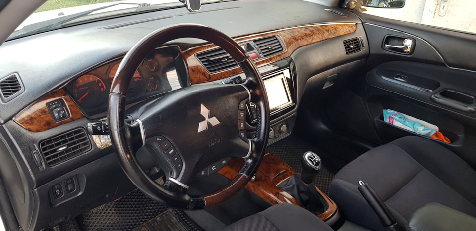 Фото в бортжурнале Mitsubishi Lancer IX