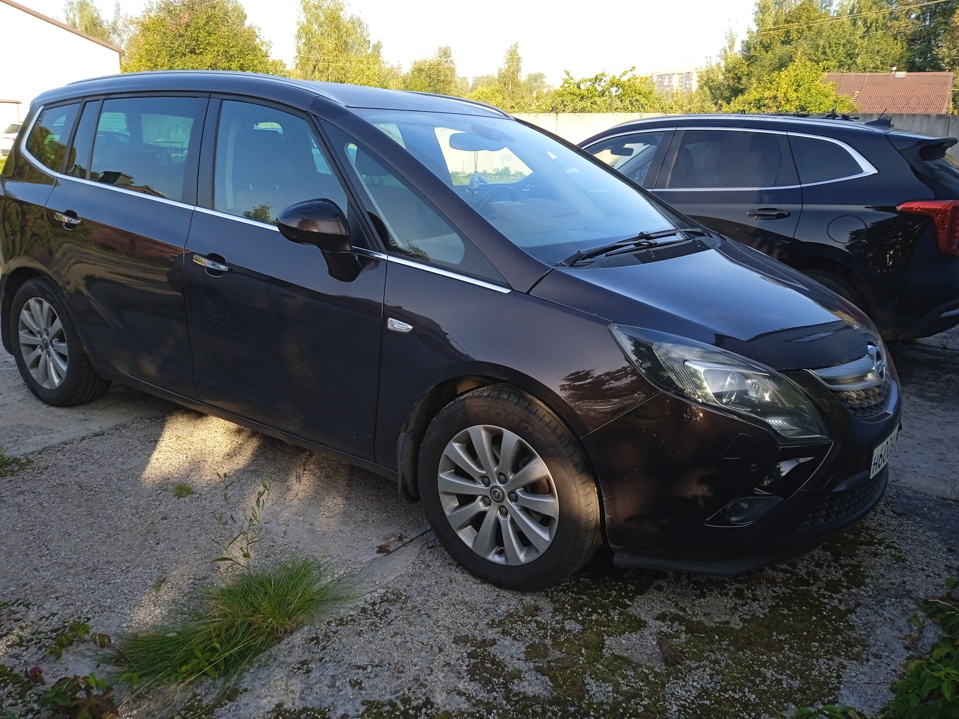 Замена нижнего корпуса воздушного фильтра. — Opel Zafira Tourer, 1,4 л ...