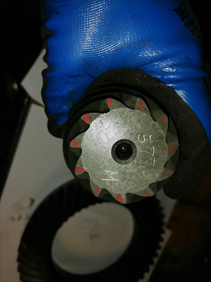 Главная пара заднего моста Паджеро 2 4,272 на Mitsubishi Montero II ...