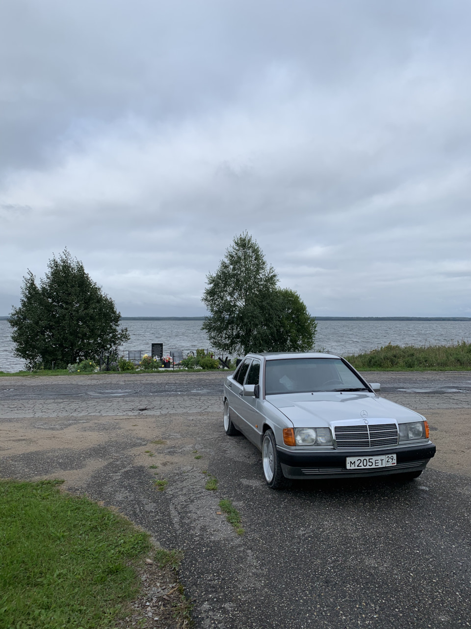 Химчистка салона и дальная дорога (1100км)в Санкт-Петербург — Mercedes-Benz  190 (W201), 2,3 л, 1993 года | путешествие | DRIVE2