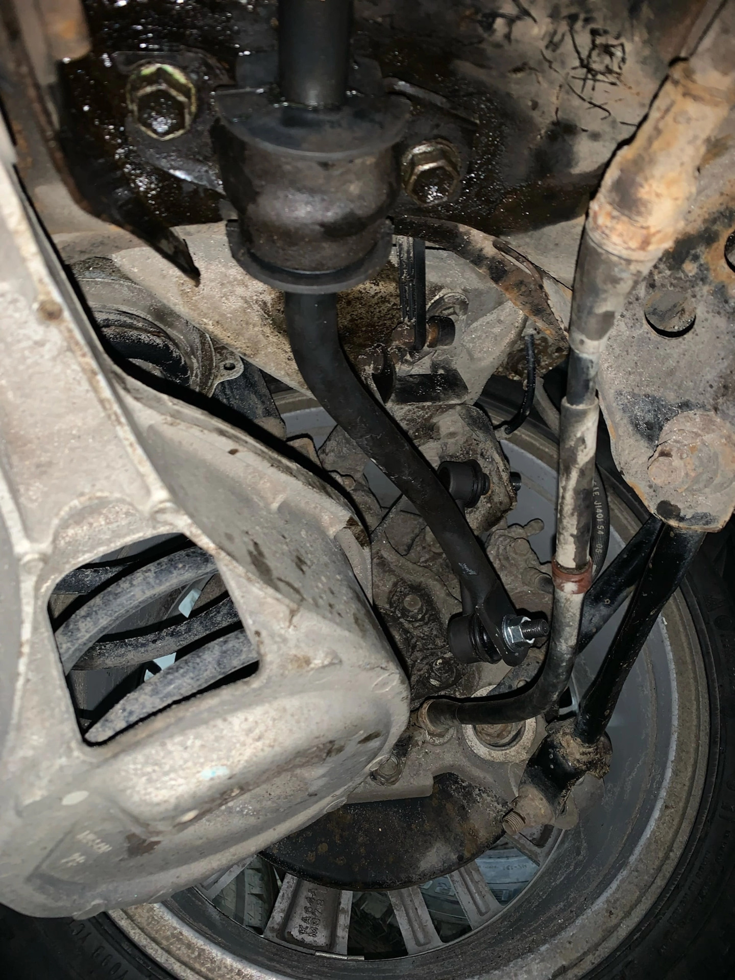 Задний стабилизатор — замена — Nissan Teana (J32), 2,5 л, 2011 года ...