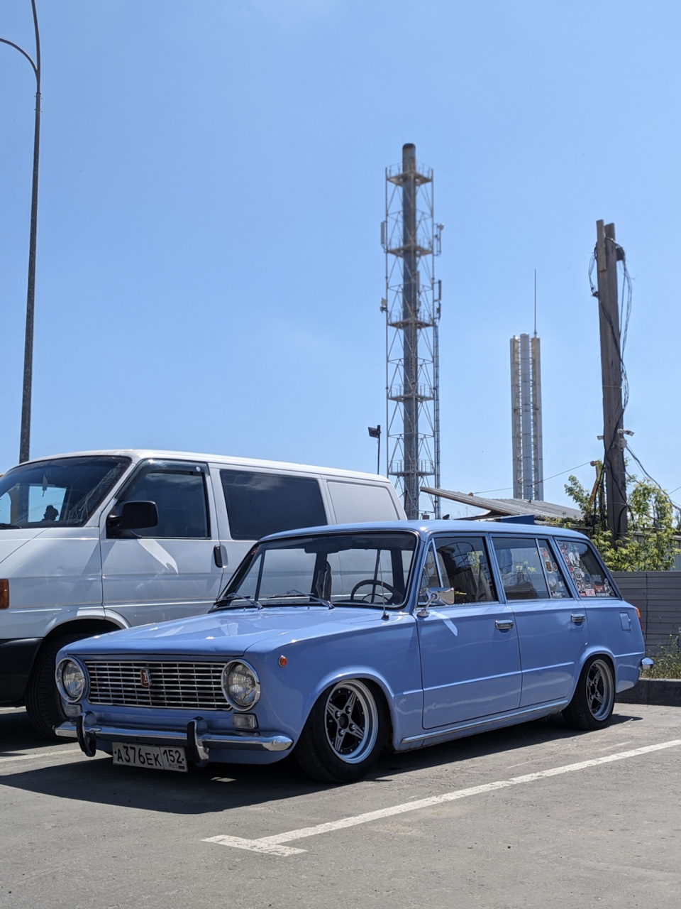 Номер, стикеры, поехали — Lada 2102, 1,5 л, 1975 года | просто так | DRIVE2