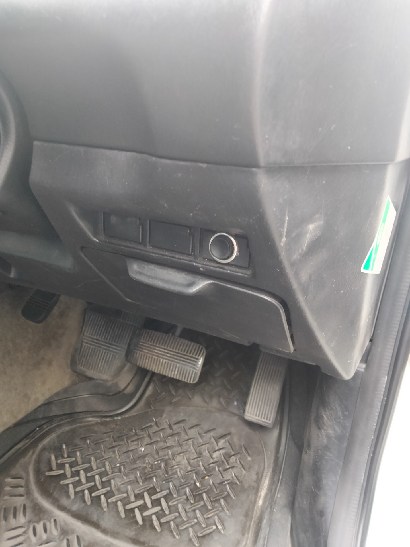 Электро багажник! — Nissan Laurel (C35), 2,5 л, 2001 года | своими ...