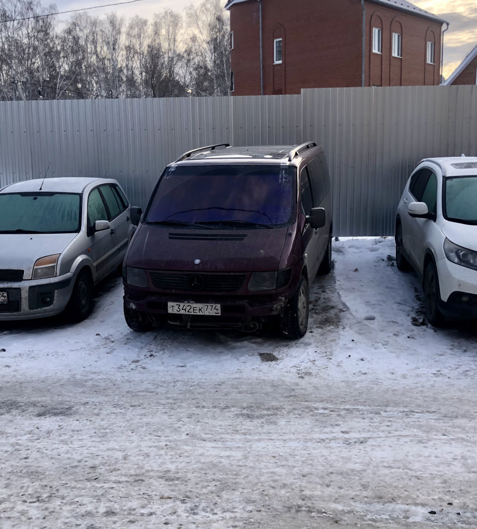 Переклейка лобового стекла — Mercedes-Benz Vito (1G), 2,3 л, 1998 года ...